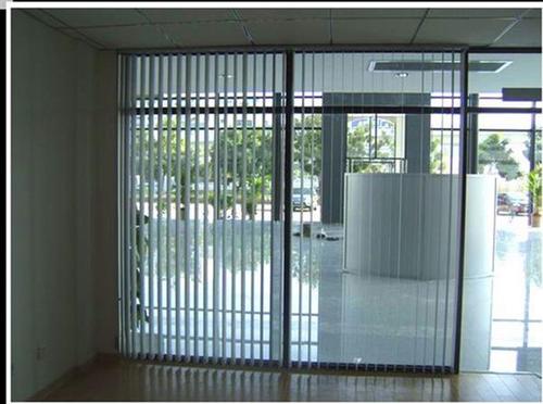 广州办公室卷帘 铝百叶窗 办公垂直帘 上门免费安装